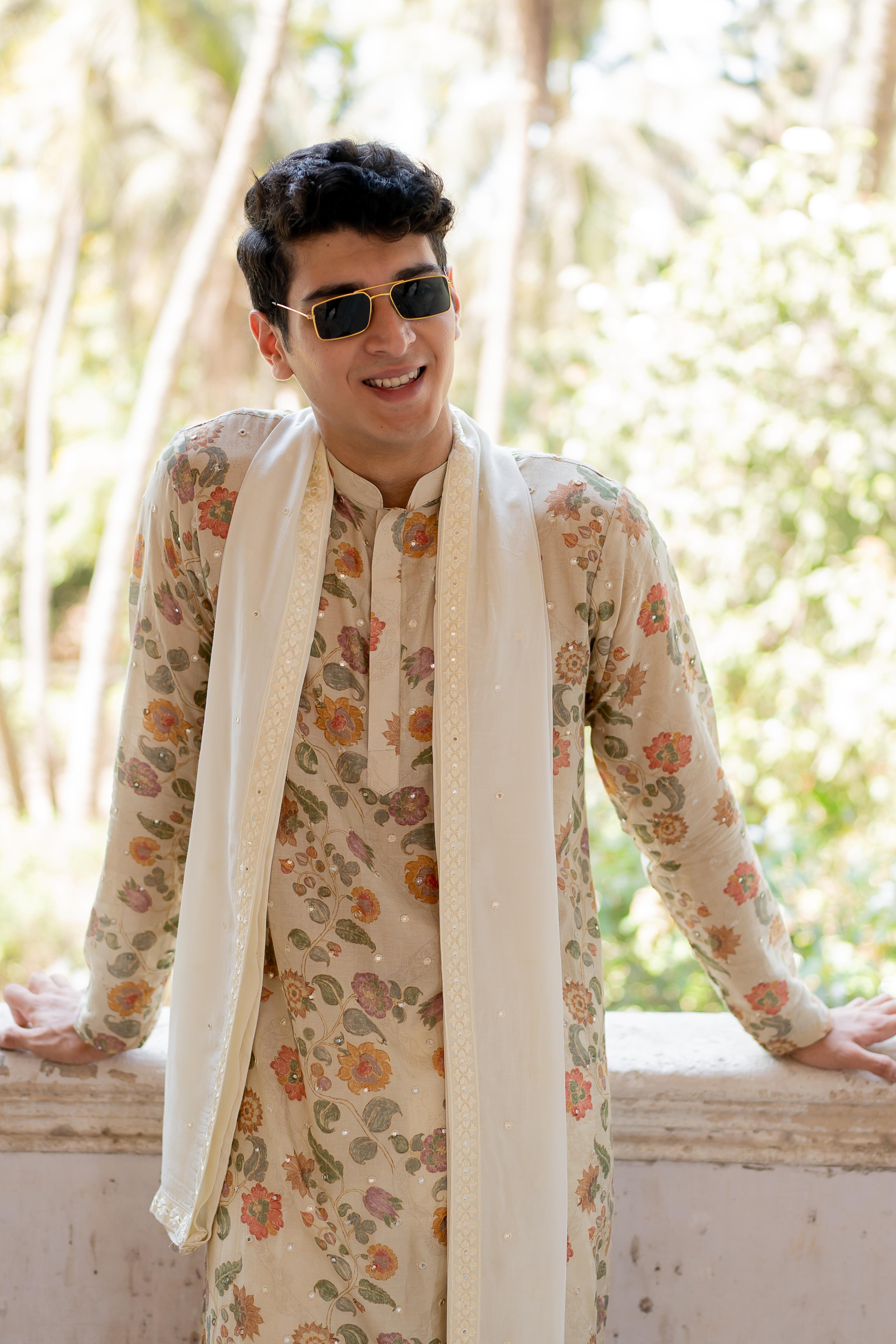 Beige Digital Printed Mirror Butti Work Kurta with Embroidered Off White Stole and Off White Pants