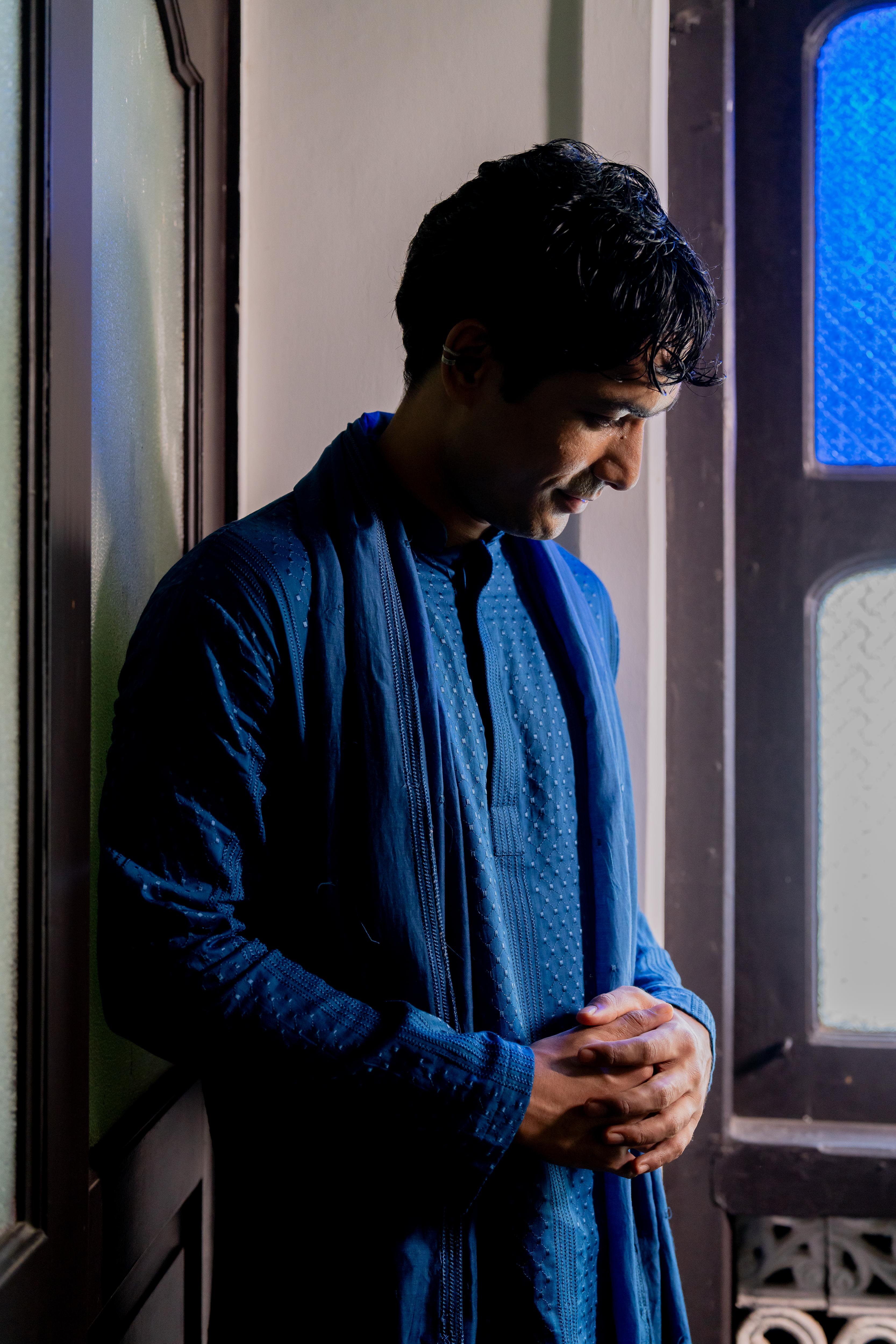 Dark Blue Dyed Embroidered Kurta, Stole & Self-Toned Dyed Pants