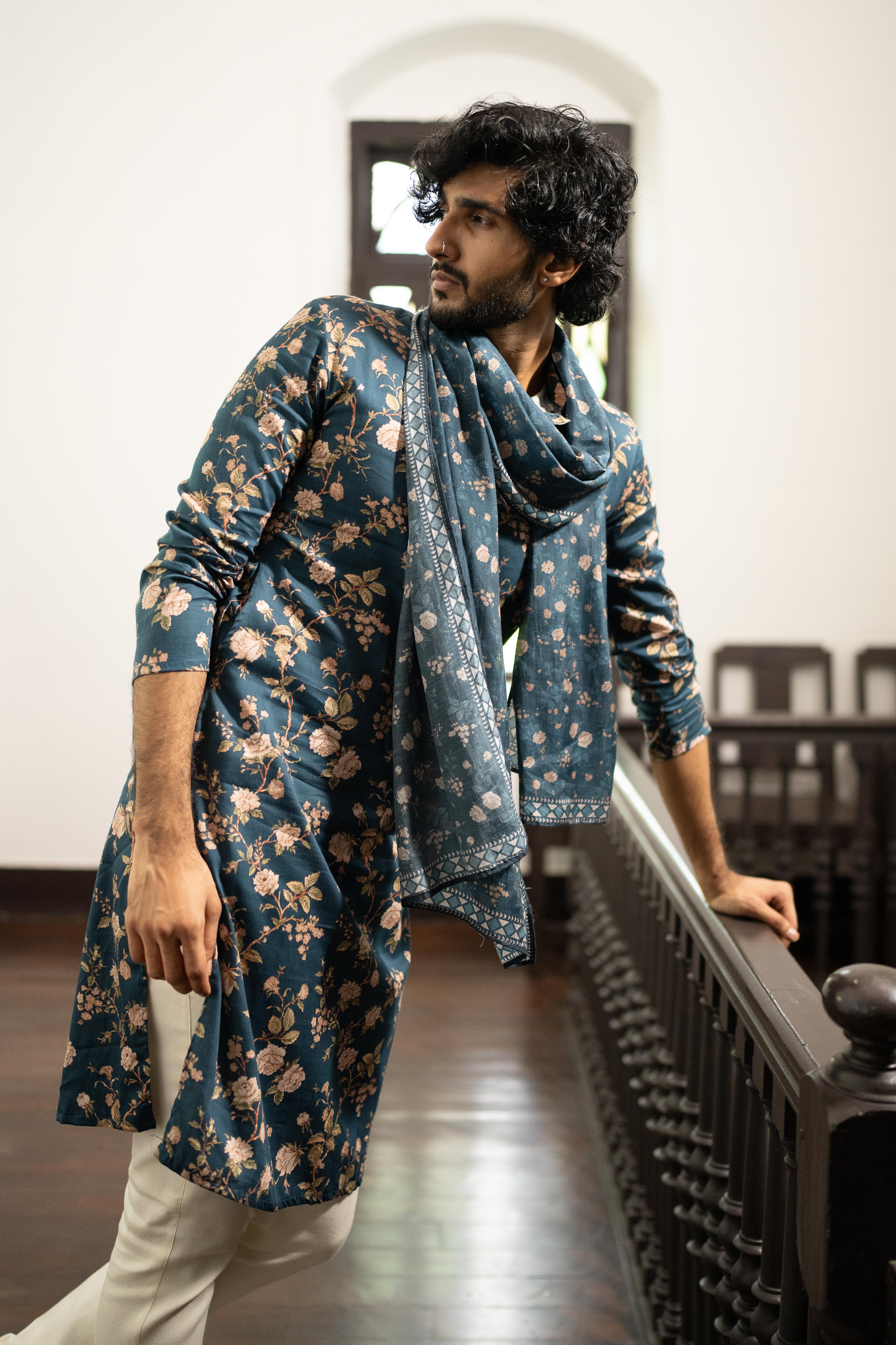 Navy Blue Digital Printed Kurta, Stole & Off White Dyed Pants