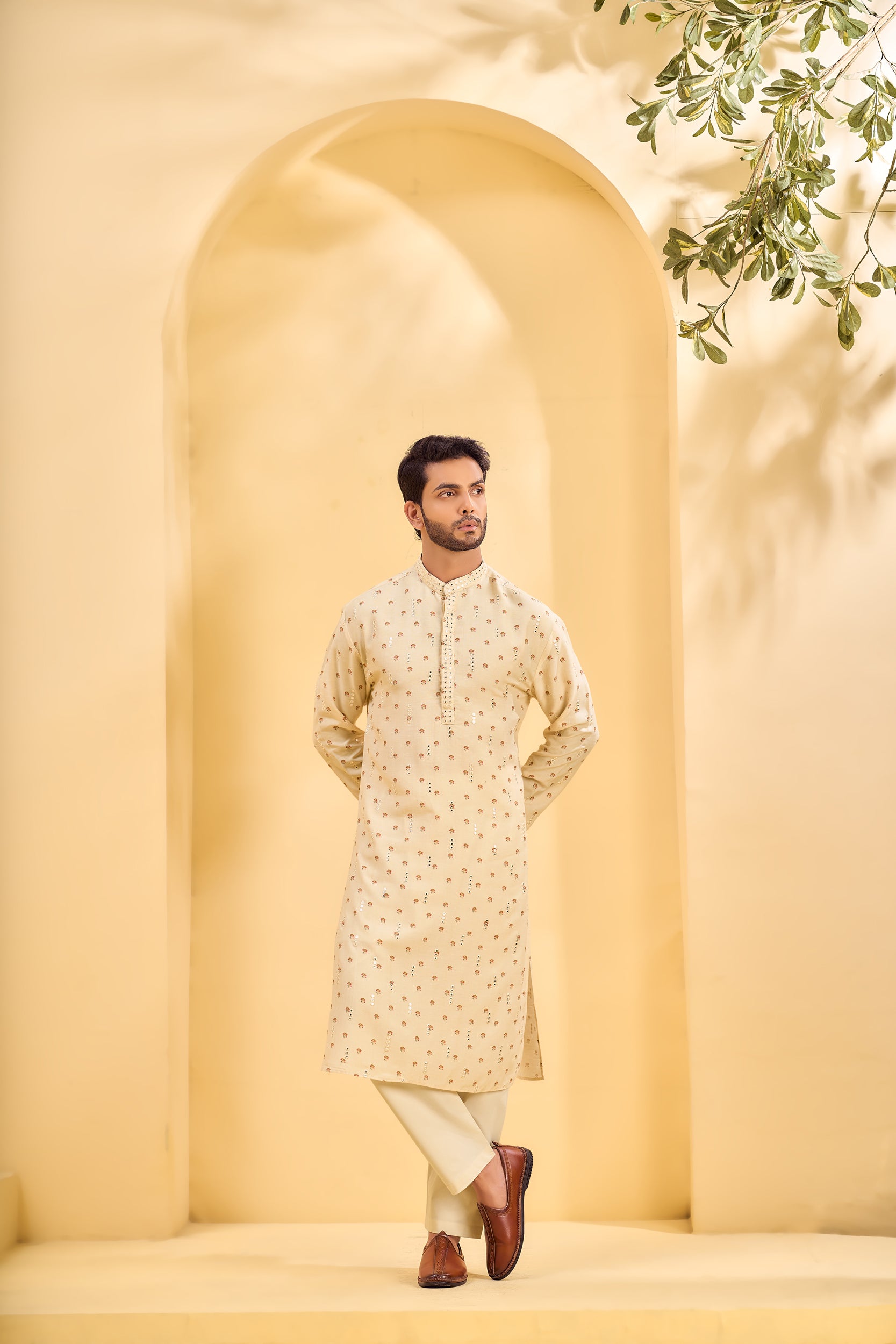 Off-White Mirror-Embroidered Printed Kurta, Stole with Off-White Pant