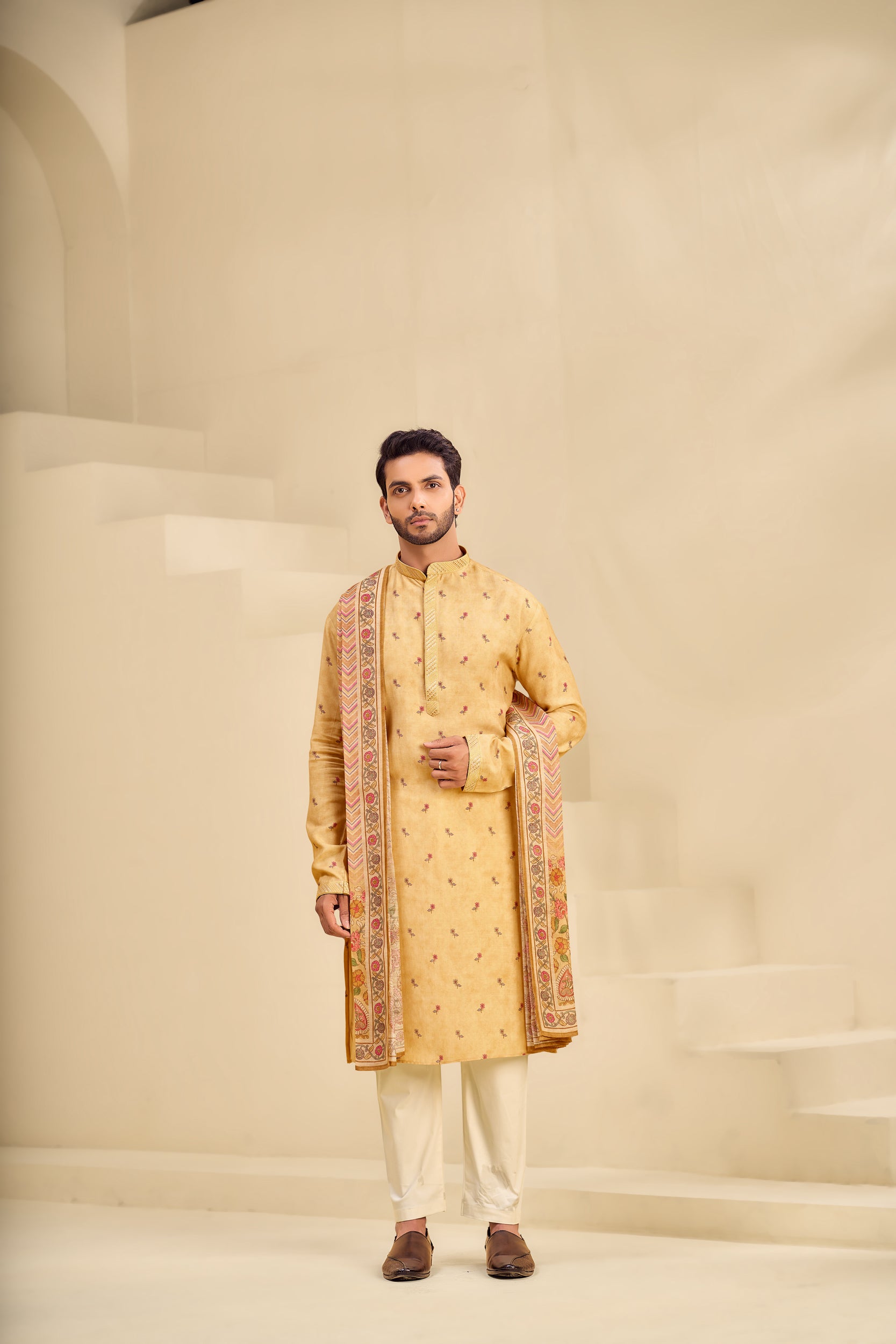 Mustard Kalamkari Printed Kurta, Stole with Off-White Pant