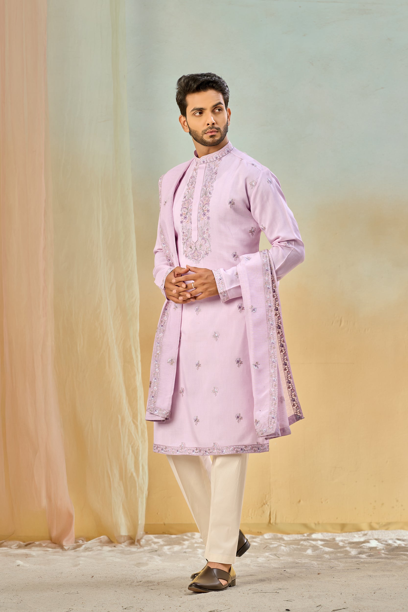 Light Lavender Floral Multicolored Thread Embroidery Kurta, Stole with Off-White Pant