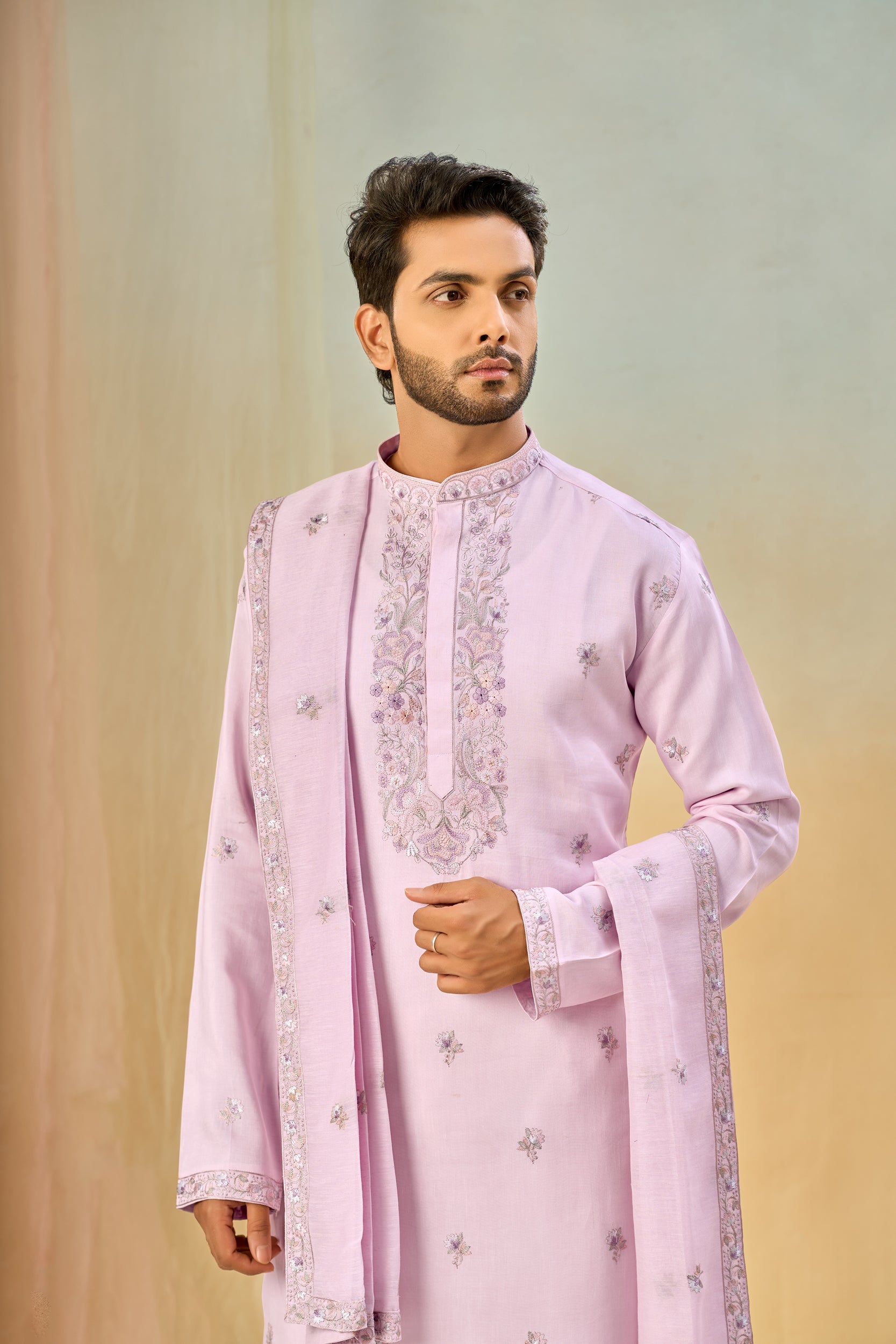 Light Lavender Floral Multicolored Thread Embroidery Kurta, Stole with Off-White Pant